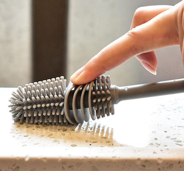 Bottle cleaning brush with flexible bristles.