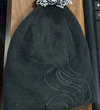 Skull slouchy beanie cap, winter woolen knit.