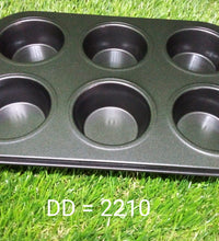 Easy-to-clean non-stick baking tray for 6 cupcakes.