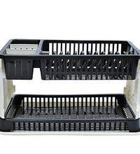 Kitchen dish rack with water storing tray.