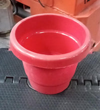 13 cm heavy-duty plastic plant pot, ideal for home decor and outdoor gardens, sold as a single piece.