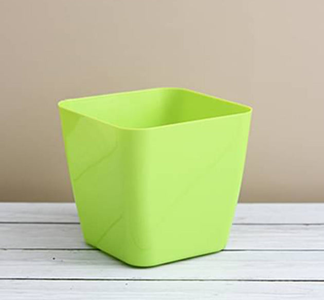 Square flower pot for indoor or outdoor gardening